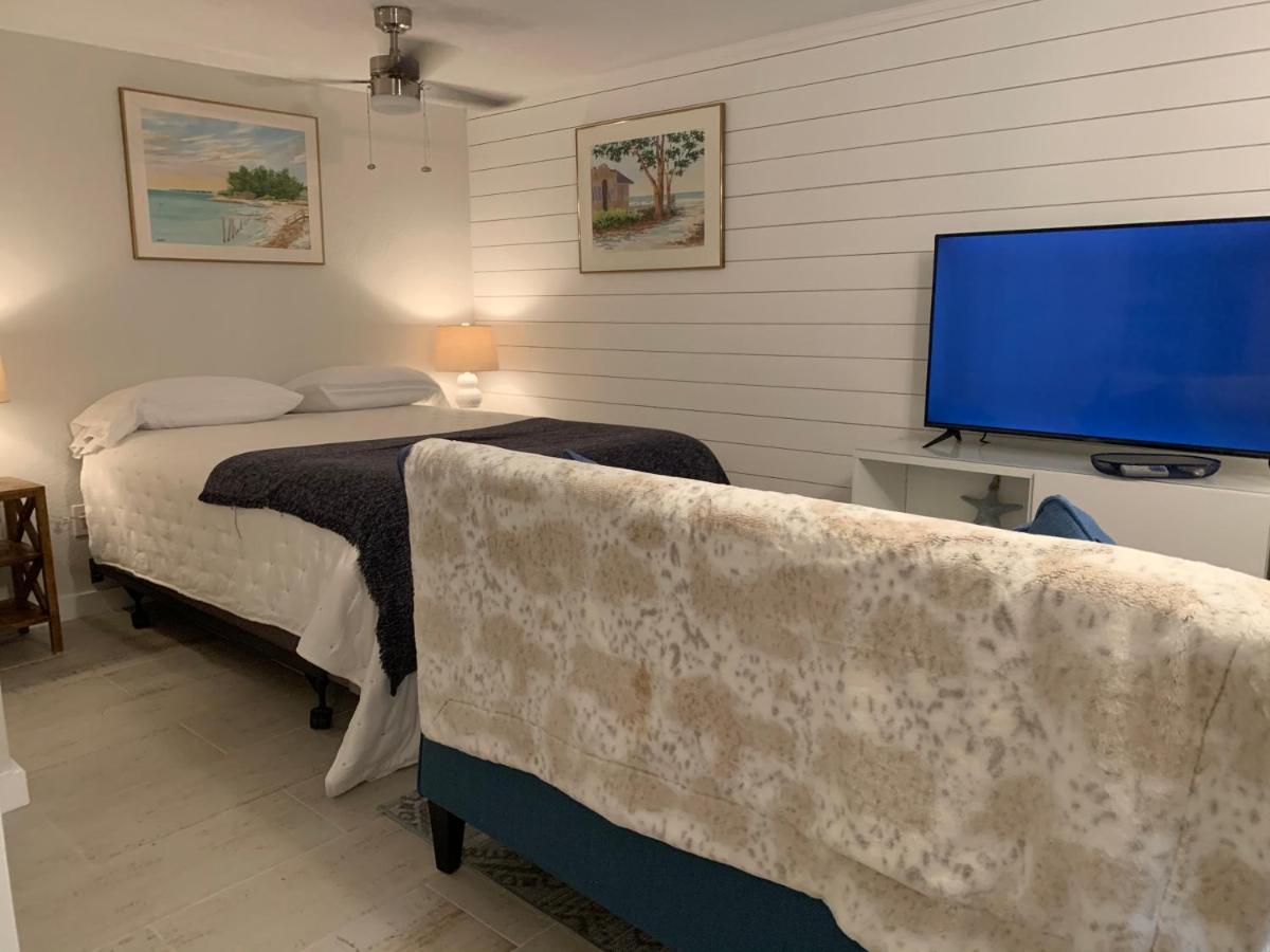 Tides Inn On The Bay Vacation Homes Bradenton Beach Eksteriør billede