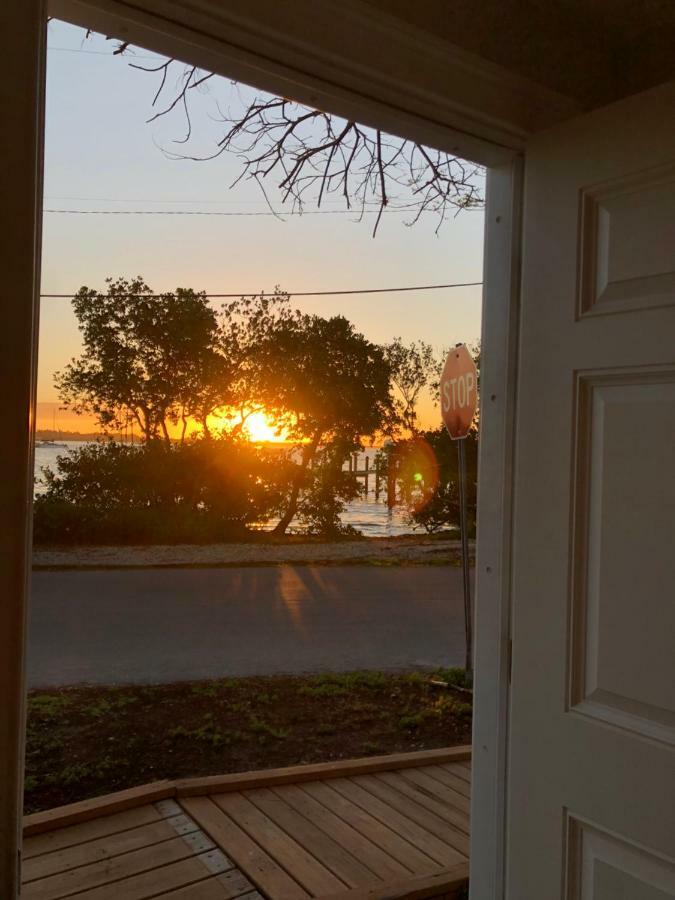 Tides Inn On The Bay Vacation Homes Bradenton Beach Eksteriør billede